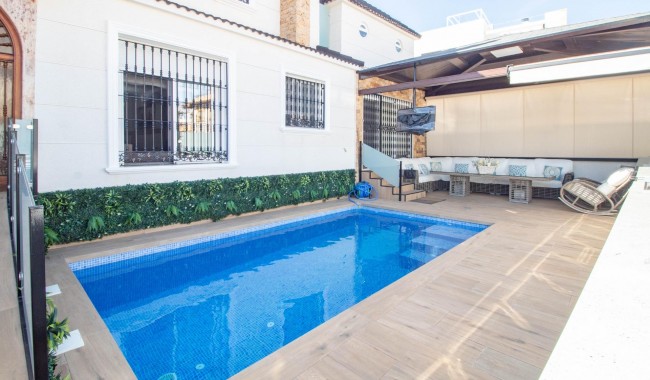 Begagnad - Radhus - Orihuela - La Zenia