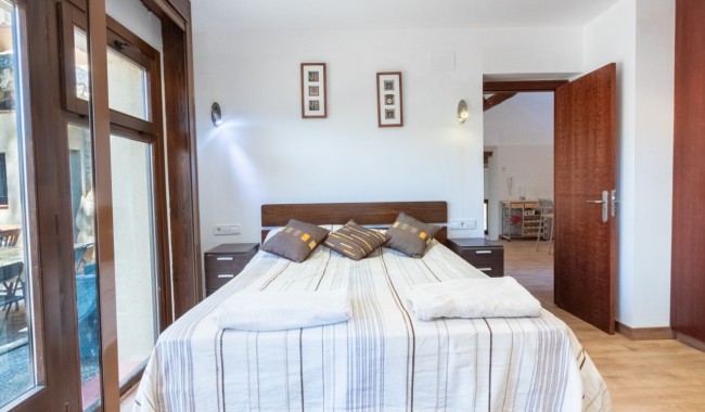 Resale - Villa - Ibi