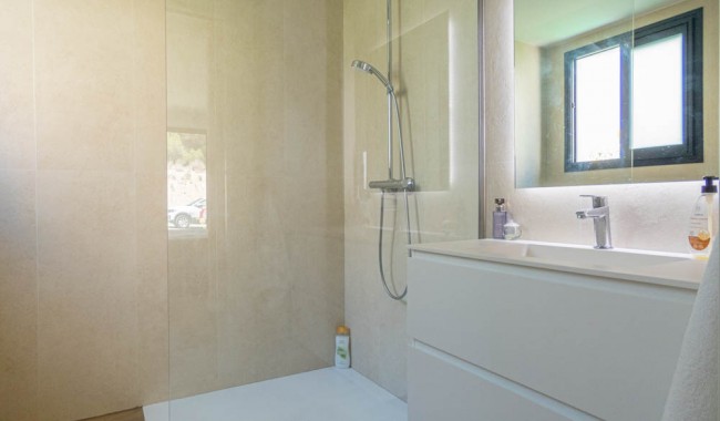 Resale - Villa - Font del Llop