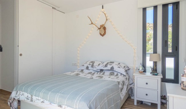 Resale - Villa - Font del Llop