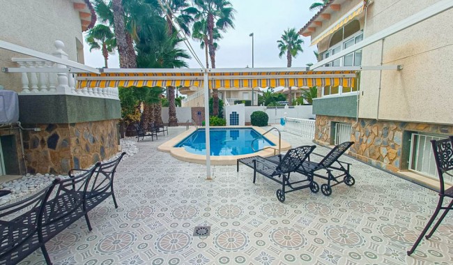 Resale - Villa - Orihuela - Benferri