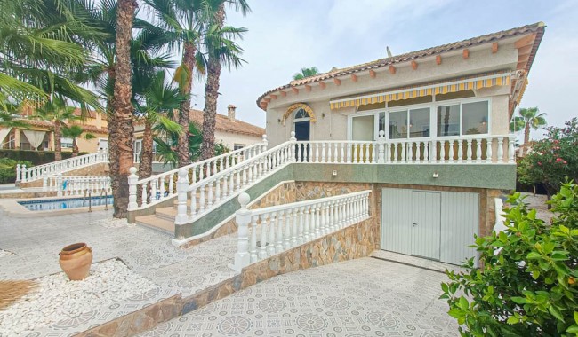 Resale - Villa - Orihuela - Benferri