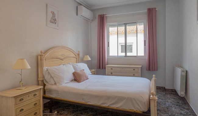 Resale - Villa - Orihuela - Benferri