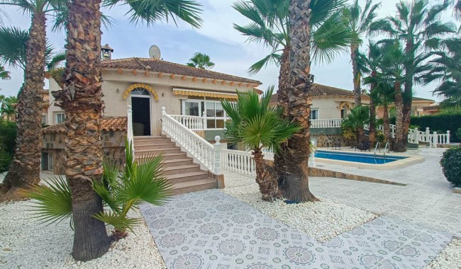 Resale - Villa - Orihuela - Benferri