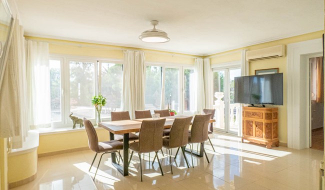 Sprzedaż - Willa - San Miguel de Salinas