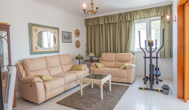 Sprzedaż - Willa - San Miguel de Salinas