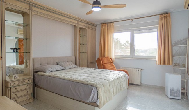 Sprzedaż - Willa - San Miguel de Salinas