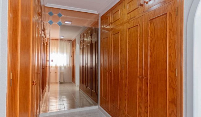 Sprzedaż - Willa - San Miguel de Salinas