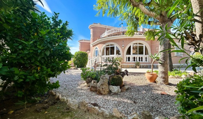 Begagnad - Villa - Torrevieja - El Chaparral