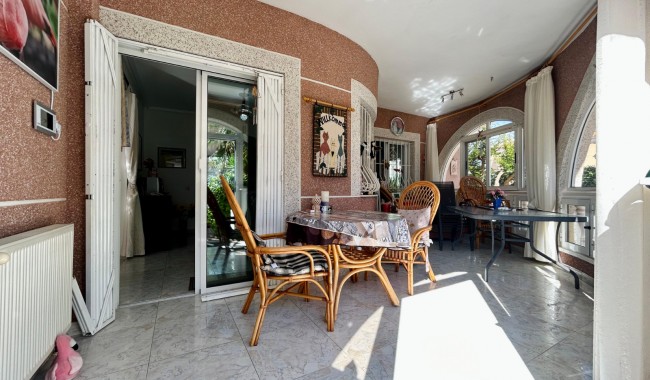 Begagnad - Villa - Torrevieja - El Chaparral