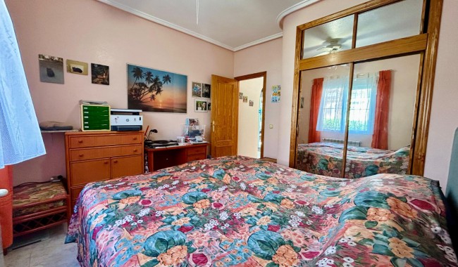 Begagnad - Villa - Torrevieja - El Chaparral