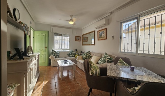 Begagnad - Radhus - Orihuela Costa - La Zenia