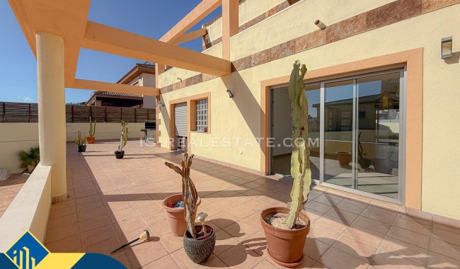 Resale - Villa - Torrevieja - Aguas Nuevas