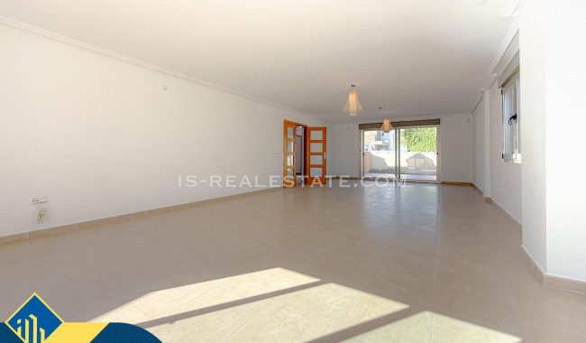 Resale - Villa - Torrevieja - Aguas Nuevas