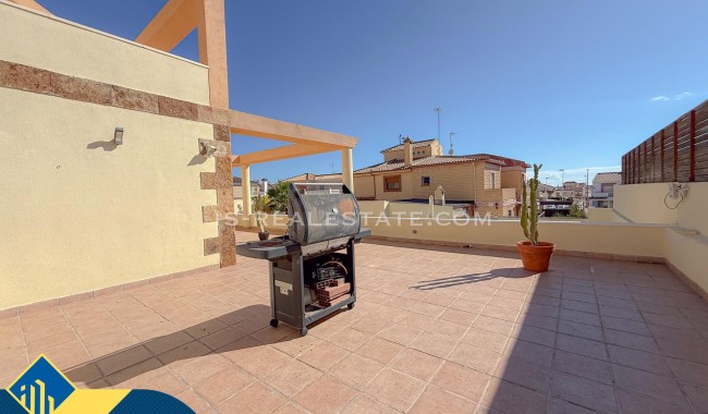 Resale - Villa - Torrevieja - Aguas Nuevas