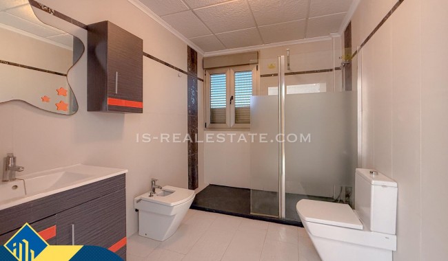 Resale - Villa - Torrevieja - Aguas Nuevas