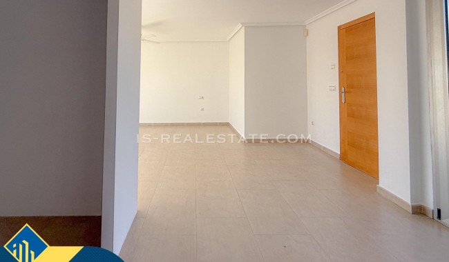 Resale - Villa - Torrevieja - Aguas Nuevas