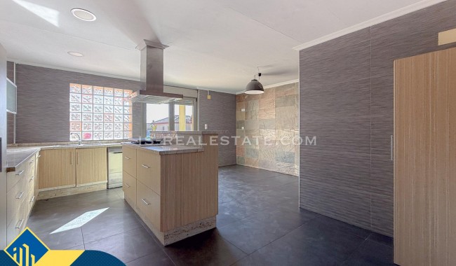 Resale - Villa - Torrevieja - Aguas Nuevas