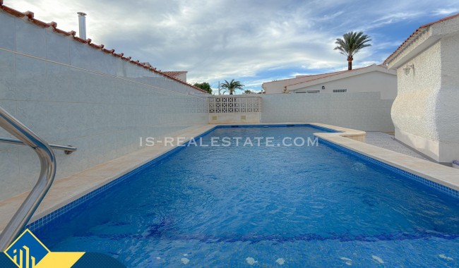 Segunda mano - Villa - Torrevieja - Los Angeles