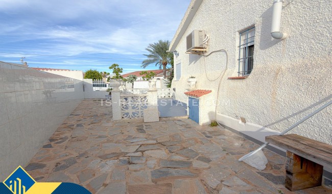 Segunda mano - Villa - Torrevieja - Los Angeles