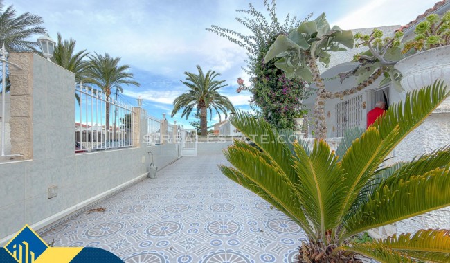 Segunda mano - Villa - Torrevieja - Los Angeles