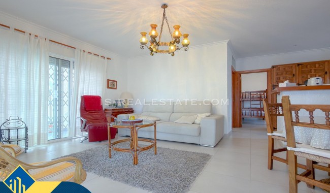 Segunda mano - Villa - Torrevieja - Los Angeles