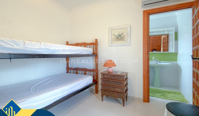 Segunda mano - Villa - Torrevieja - Los Angeles