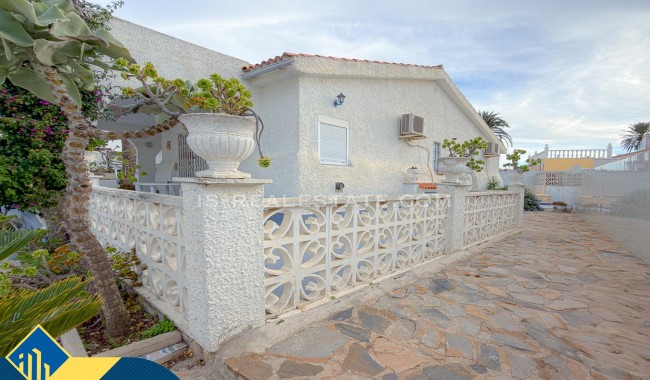 Segunda mano - Villa - Torrevieja - Los Angeles