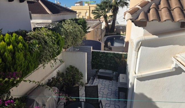 Brukt - Rekkehus - San Miguel de Salinas - Las filipinas