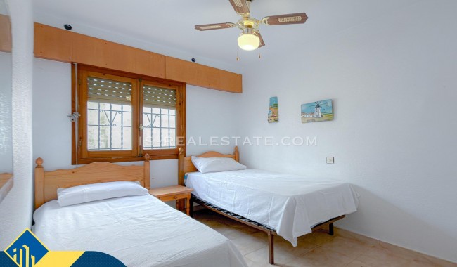 Sprzedaż - Apartament - Torrevieja - Playa de los locos