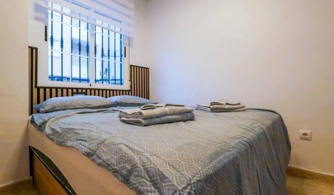 Sprzedaż - Apartament - Torrevieja - Playa del cura