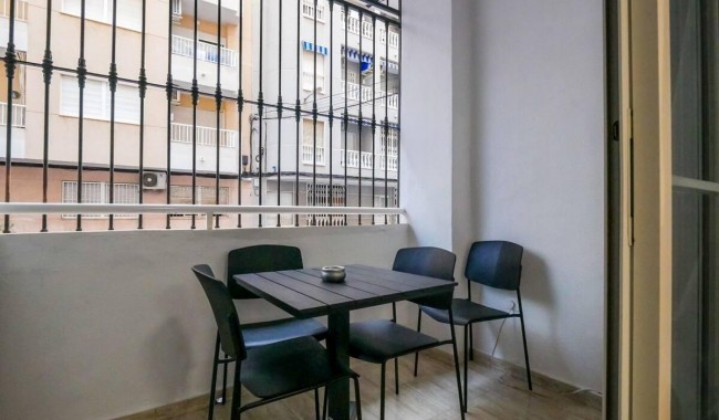 Sprzedaż - Apartament - Torrevieja - Playa del cura