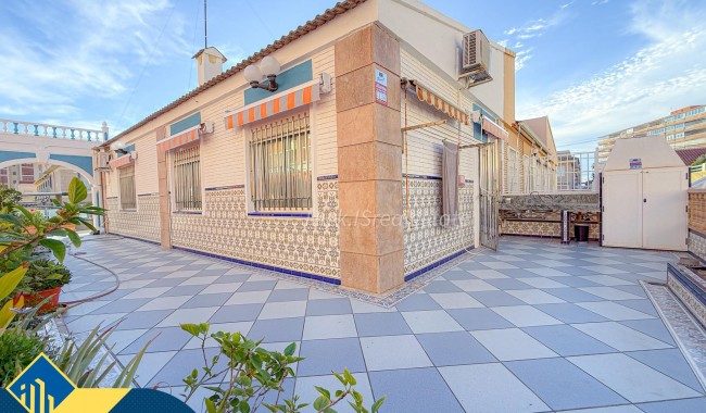 Sprzedaż - Willa - Torrevieja - La Mata