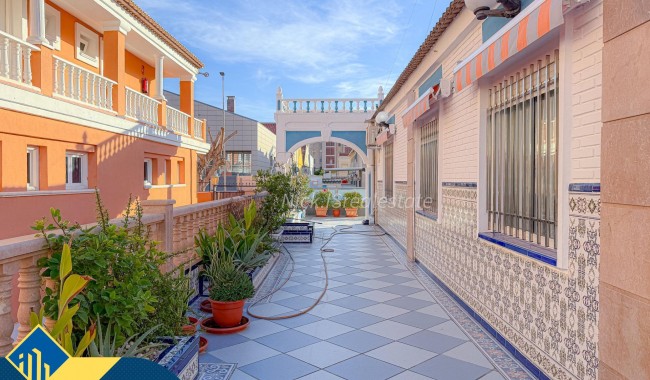 Sprzedaż - Willa - Torrevieja - La Mata