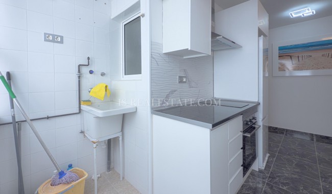 Segunda mano - Apartamento - Torrevieja - Playa del cura