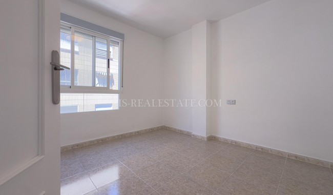Segunda mano - Apartamento - Torrevieja - Playa del cura