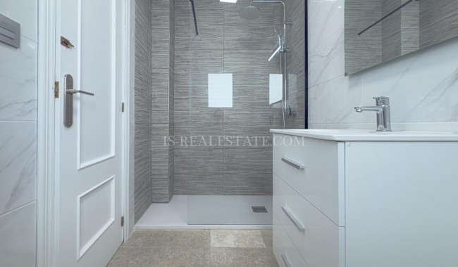 Segunda mano - Apartamento - Torrevieja - Playa del cura