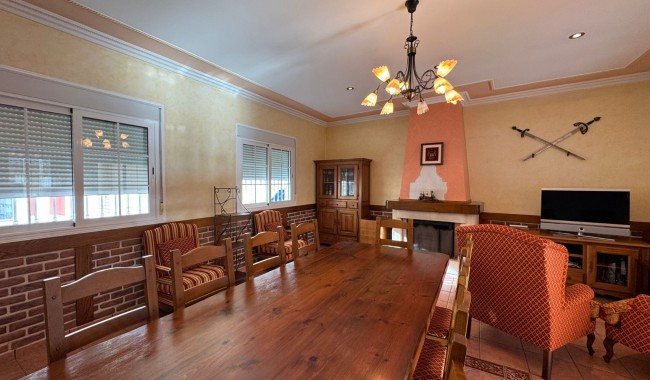 Resale - Townhouse - Los Montesinos