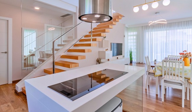 Begagnad - Villa - Pilar de La Horadada - Pueblo Latino