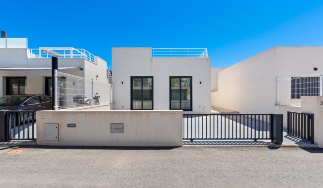 Resale - Semi-detached - San Miguel de Salinas - Costa Blanca South