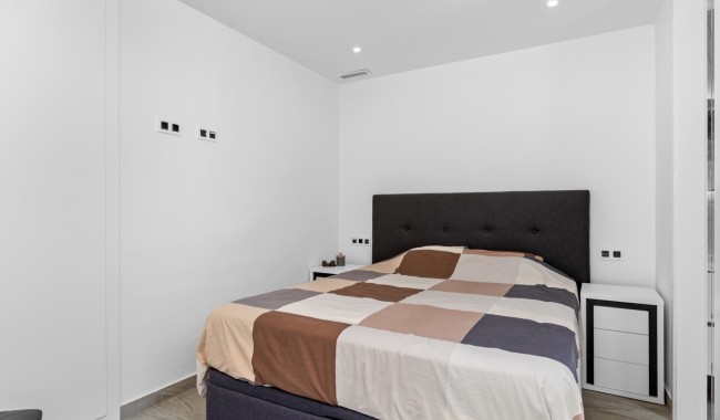 Resale - Semi-detached - San Miguel de Salinas - Costa Blanca South