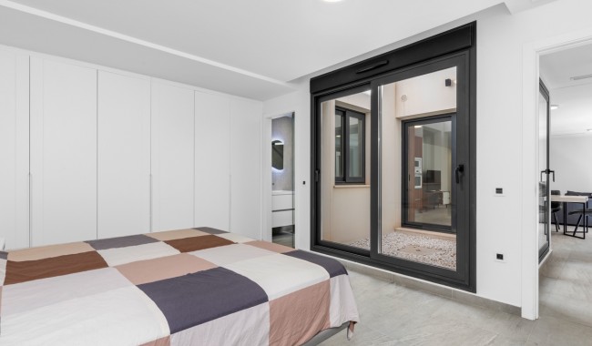 Resale - Semi-detached - San Miguel de Salinas - Costa Blanca South