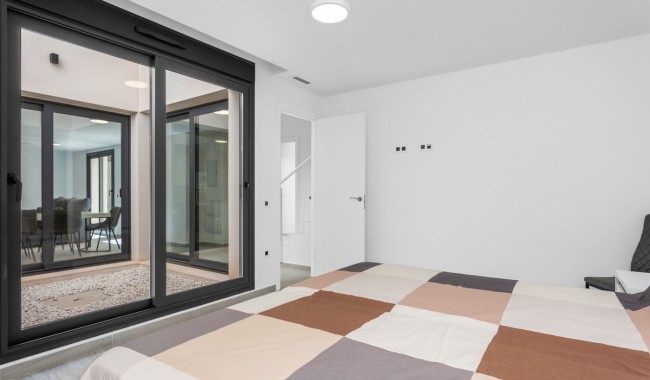 Resale - Semi-detached - San Miguel de Salinas - Costa Blanca South