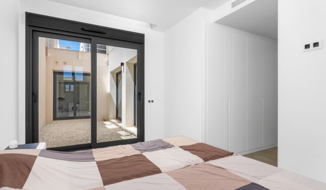 Resale - Semi-detached - San Miguel de Salinas - Costa Blanca South