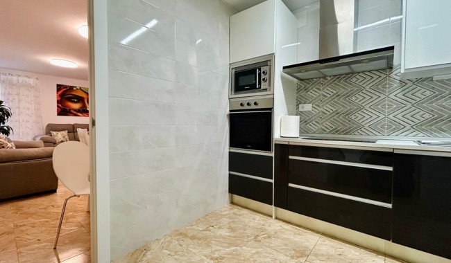 Segunda mano - Adosado - Torrevieja - Urbanización San Luis