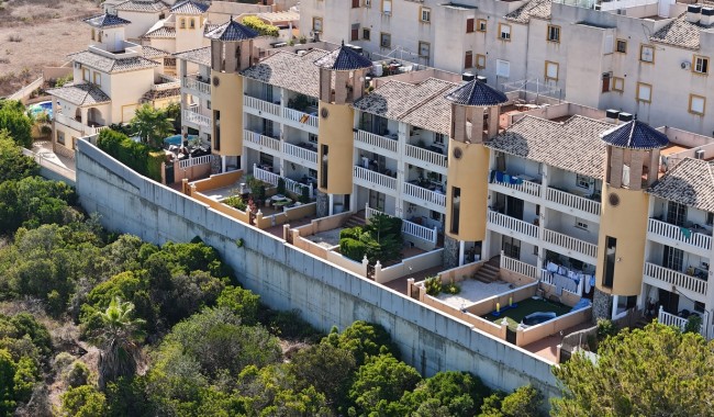Resale - Apartment - Orihuela Costa - Cabo Roig