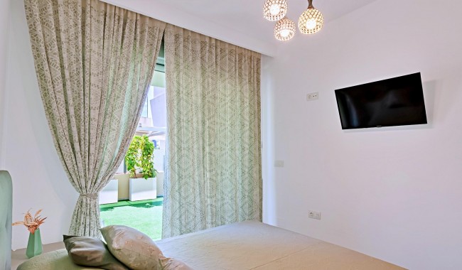 Resale - Villa - Pilar de La Horadada - Pueblo Latino