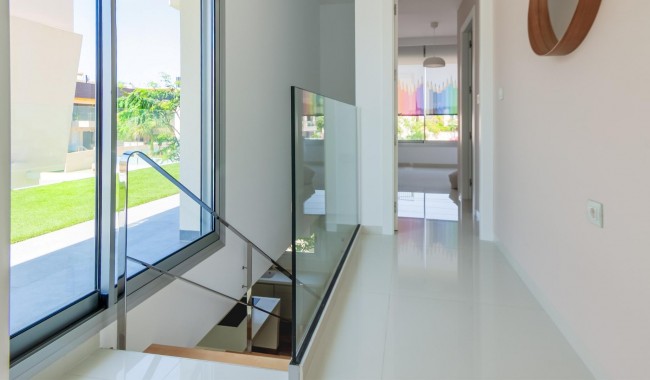 Resale - Villa - Pilar de La Horadada - Pueblo Latino