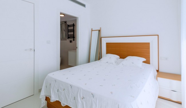 Resale - Villa - Pilar de La Horadada - Pueblo Latino