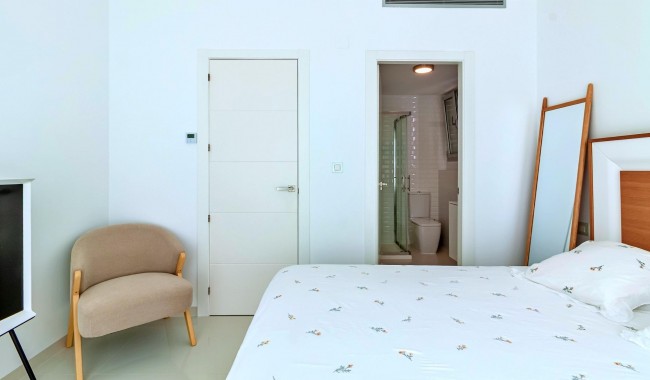 Resale - Villa - Pilar de La Horadada - Pueblo Latino